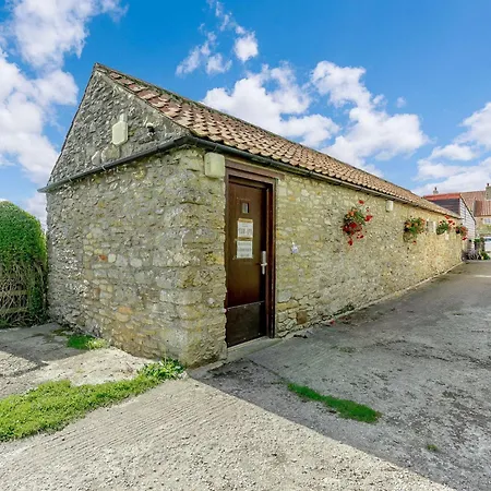 2 Bed In Pickering 88955 Holiday home