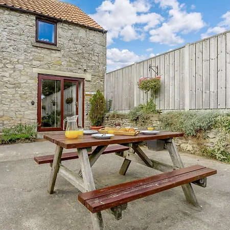 2 Bed In Pickering 88955 *