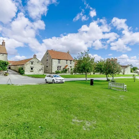 Ferienhaus 2 Bed In Pickering Oc-88955 *